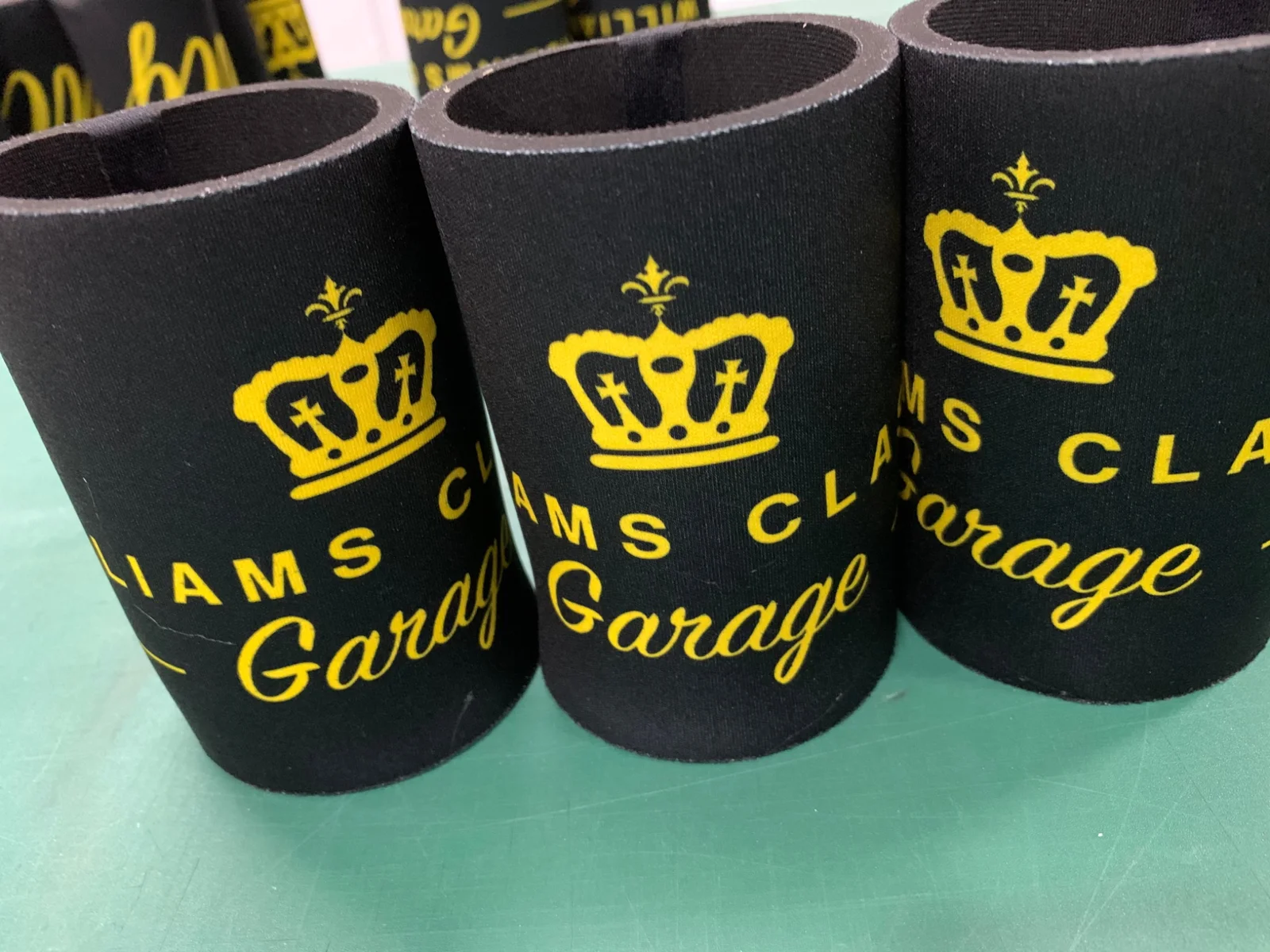 RADesignz project: Black and gold stubby holders