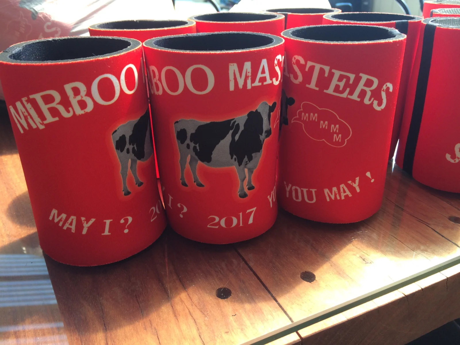 RADesignz project: Red event stubby holders