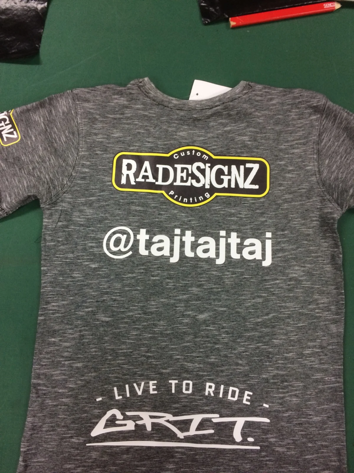 RADesignz project: Custom printed tee
