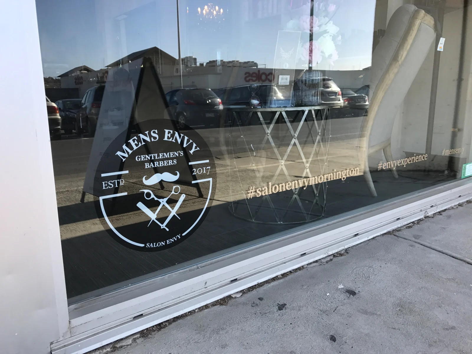 RADesignz project: Window graphics