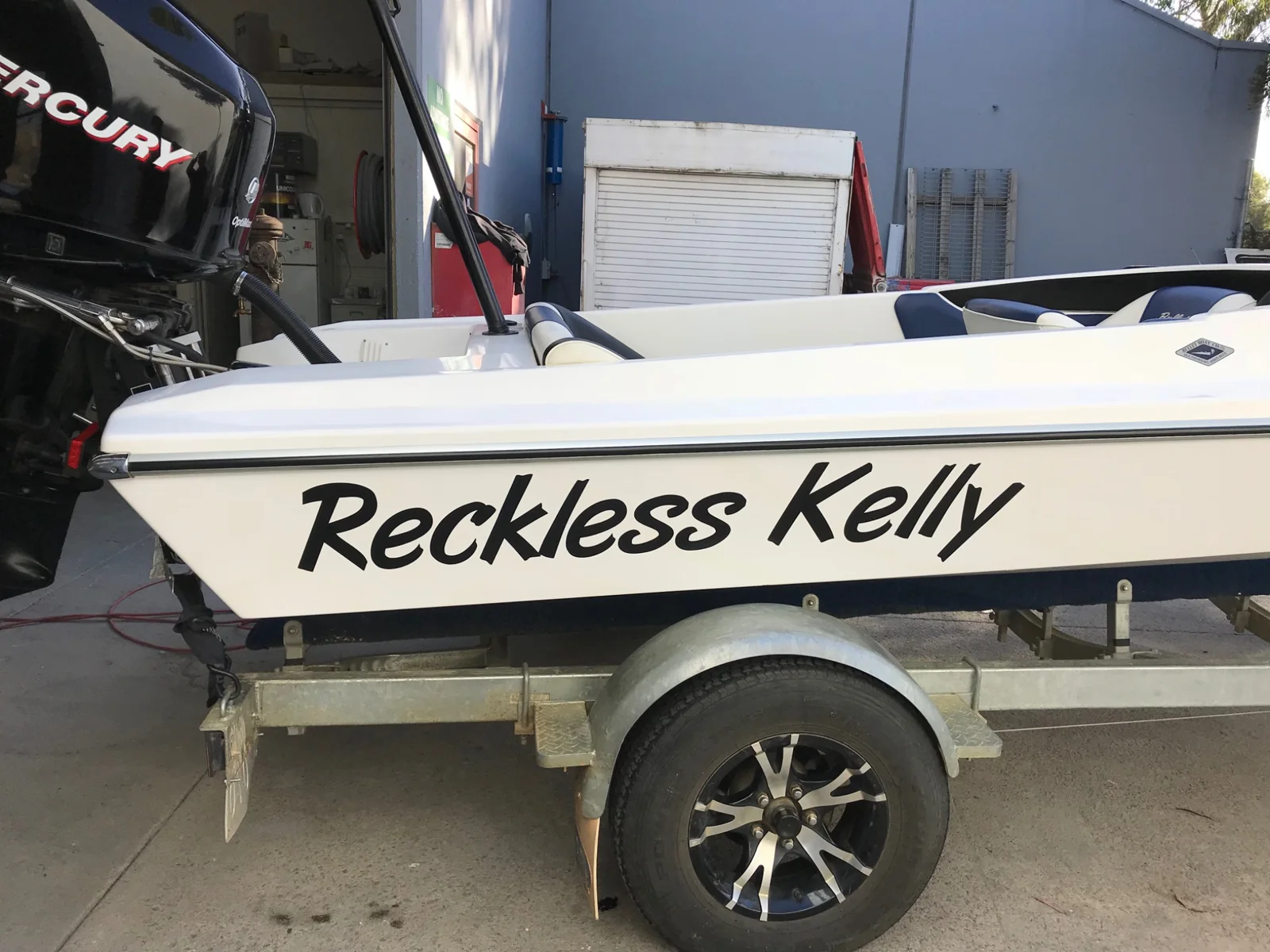 RADesignz project: Boat lettering