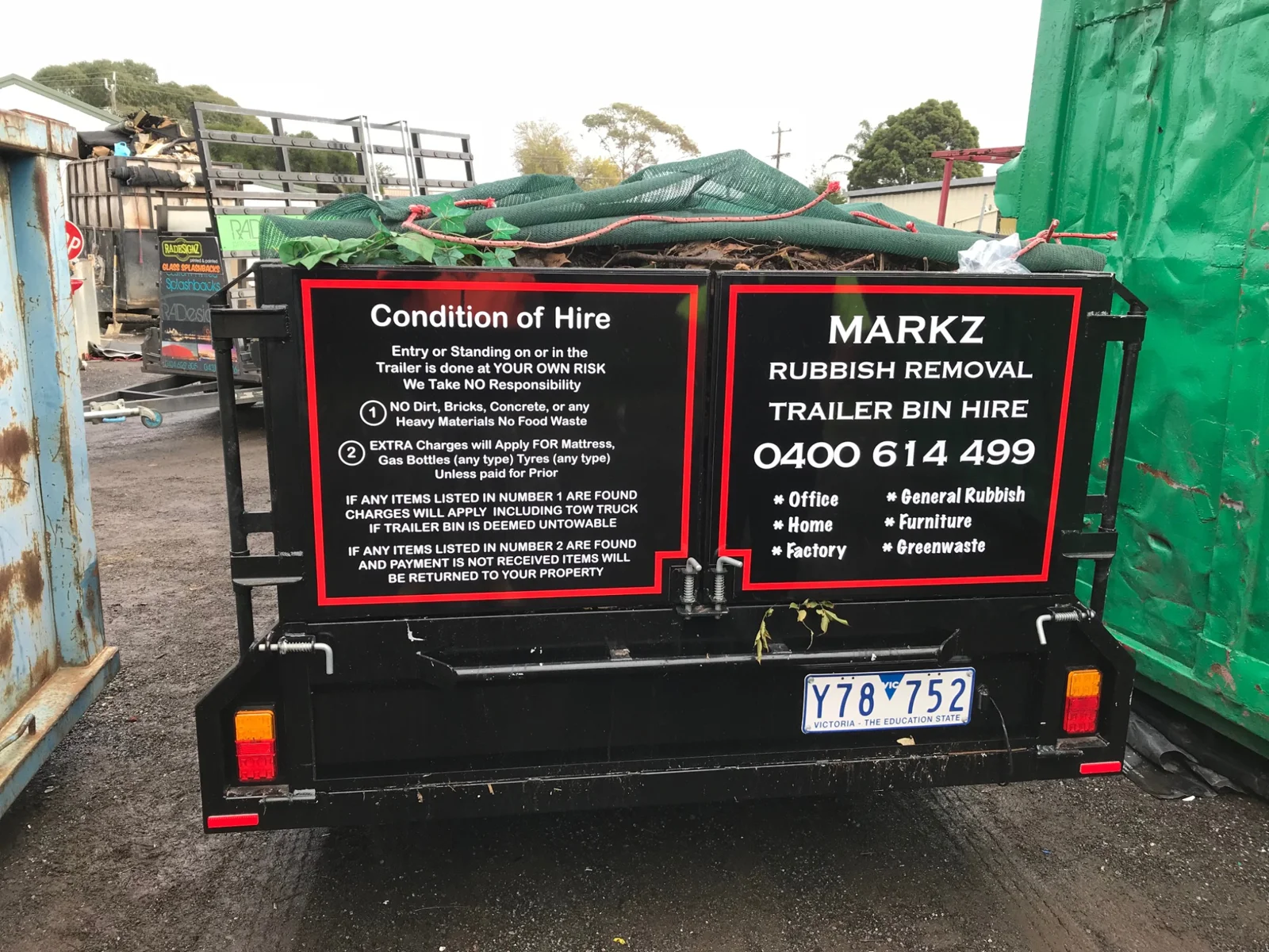 RADesignz project: Trailer signage — rear